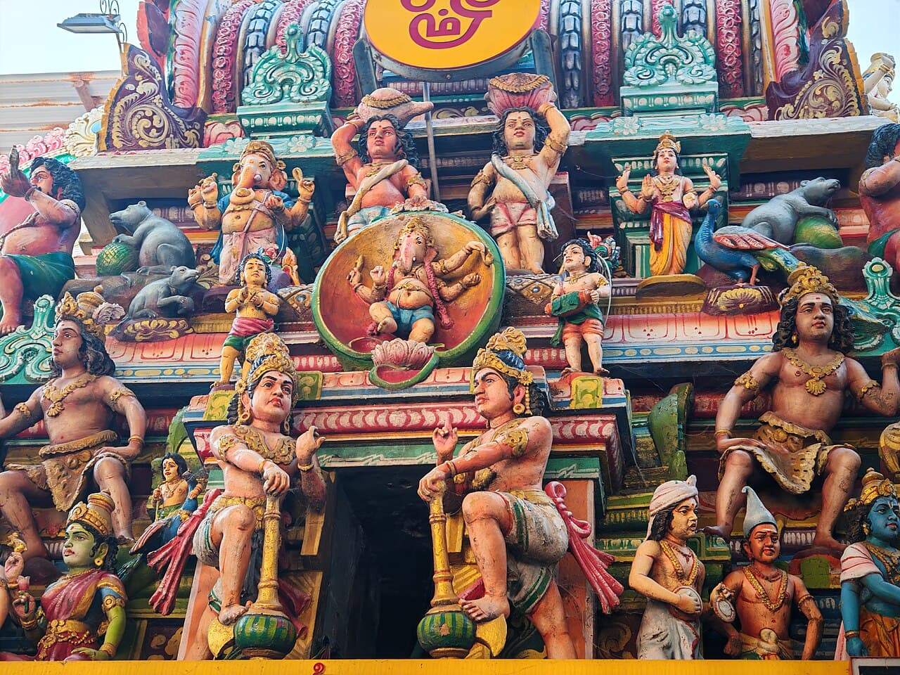 Sri Manakula Vinayagar Temple